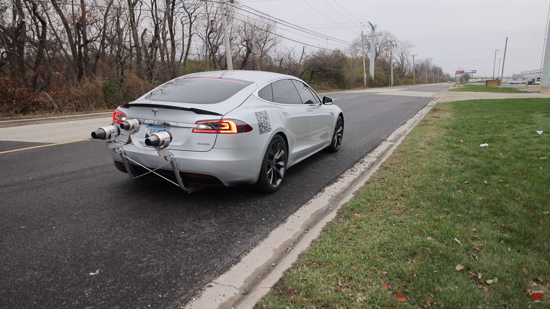 tesla model s silnik odrzutowy