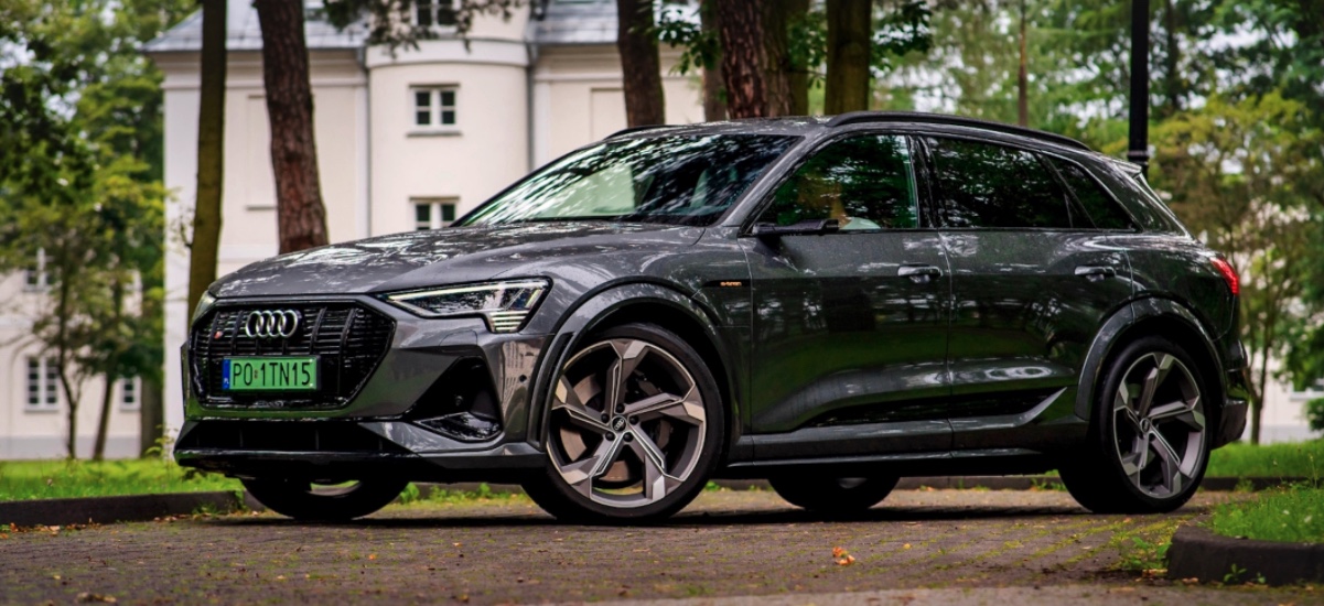 przegląd audi e-tron