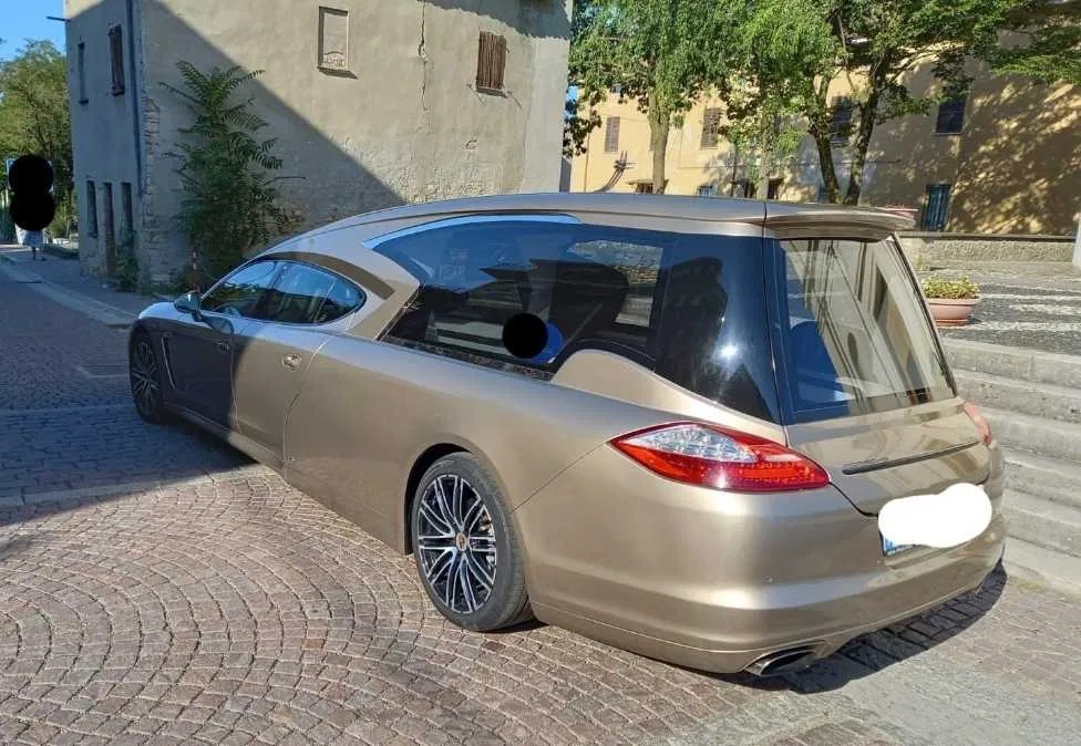 porsche panamera karawan