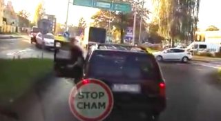 agresor z jeepa
