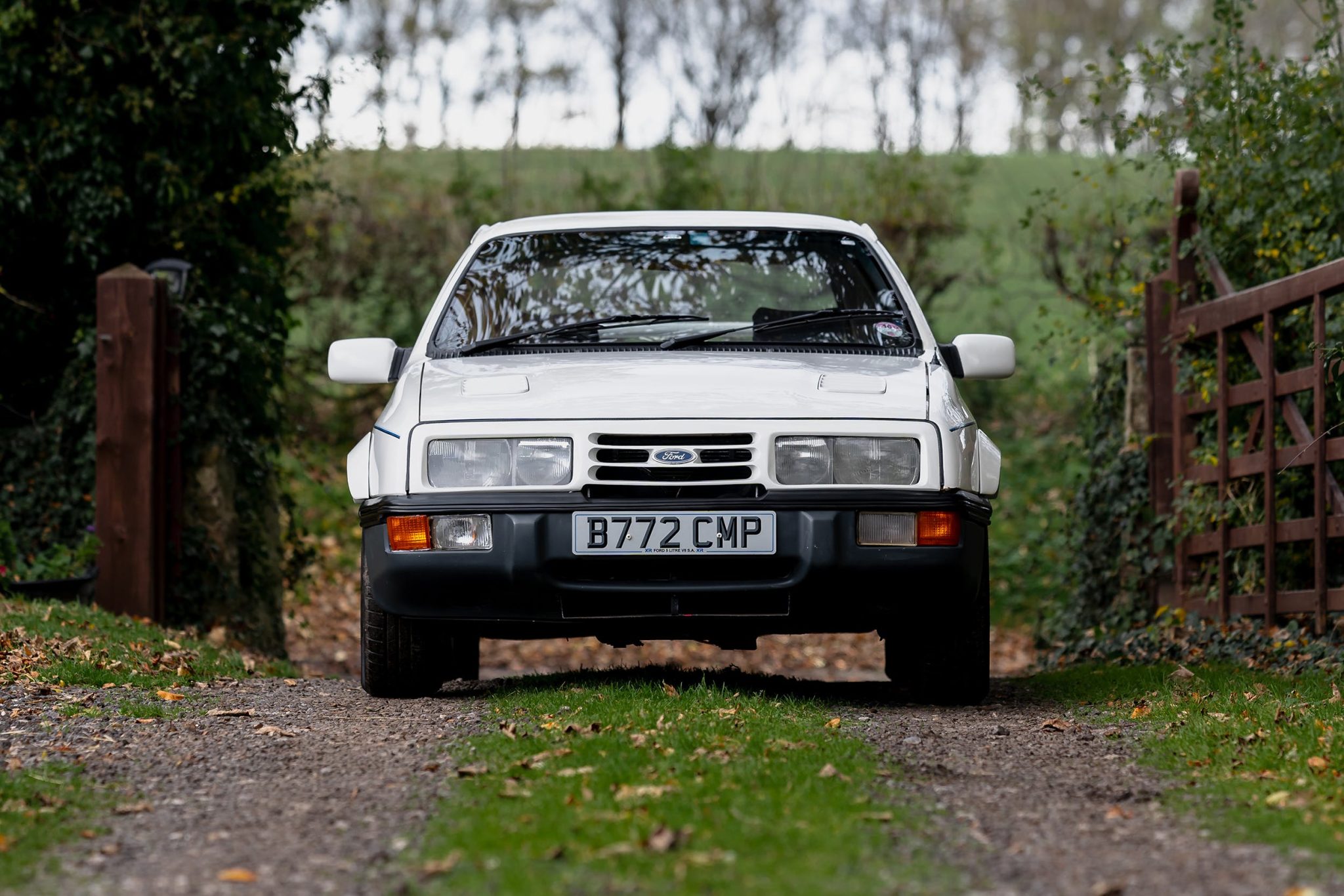 Ford Sierra XR8 to prawdziwy muscle car. Nie Cosworth, nie RS500, nie XR4i