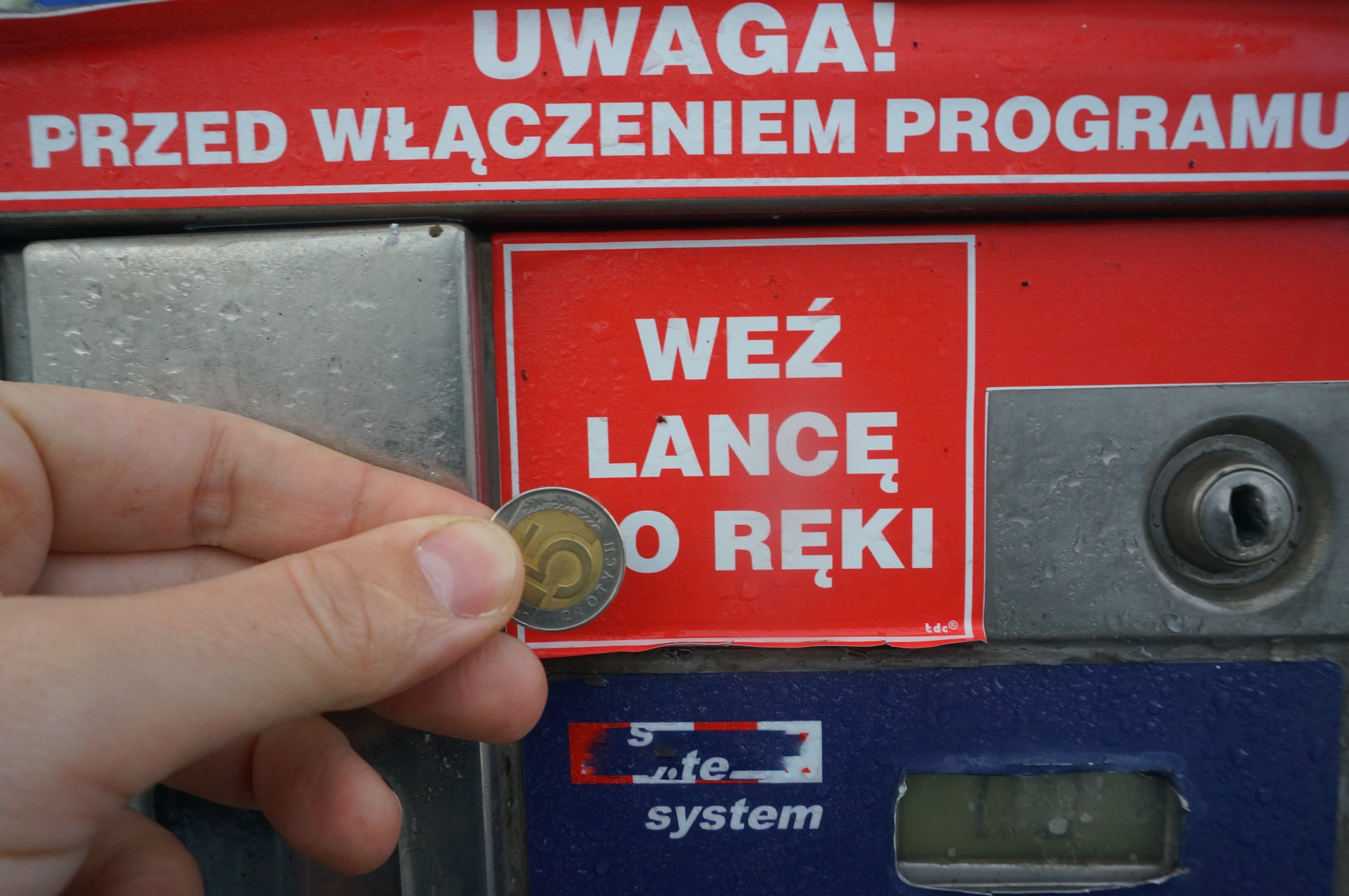 jak umyć auto za 5 zł