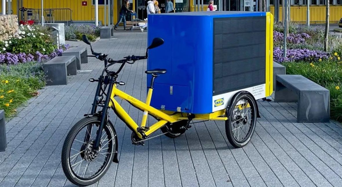 IKEA testuje rower cargo do dowozu mebli. Istny cyrk na trzech kołach