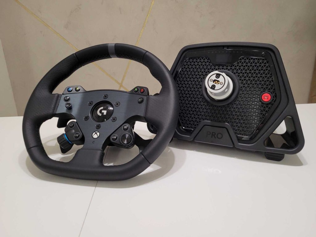 Test Logitech Pro Racing Wheel Logitech Pro Racing Pedals