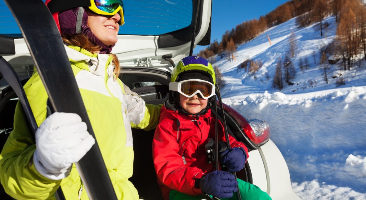 Wyjazd samochodem na narty. O tym warto pamiętać