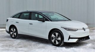 Następca Volkswagena Passata nie czekał do własnej premiery. Tak wygląda bez kamuflażu