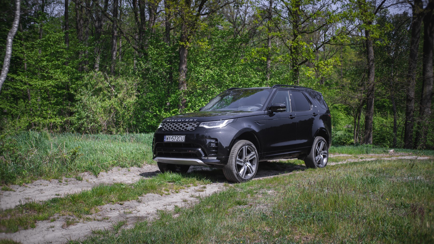 land rover discovery 5