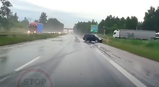 aquaplaning