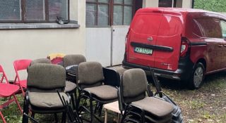 Jeździłem przez tydzień elektrycznym dostawczakiem. Nie wiem jakiej był marki, ale był świetny