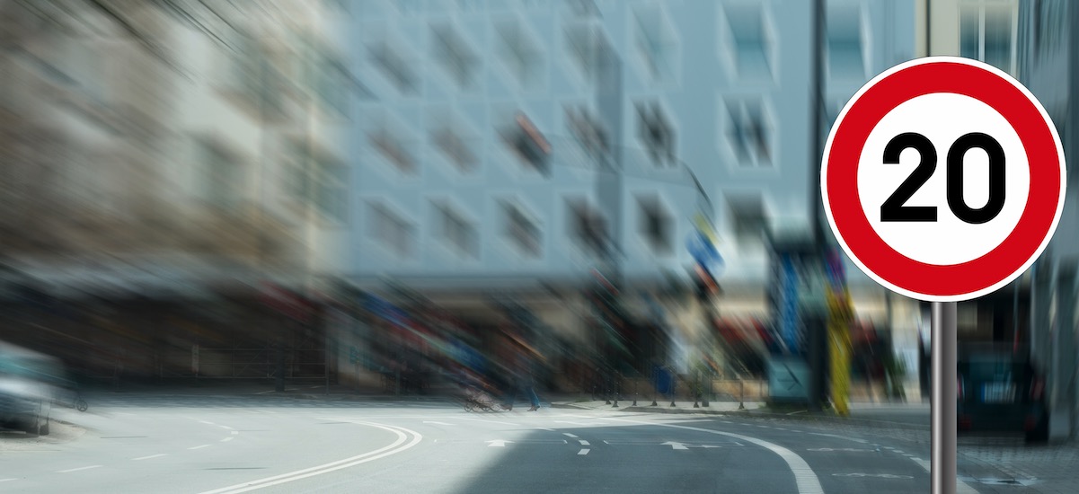 ograniczenie prędkości do 20 km/h