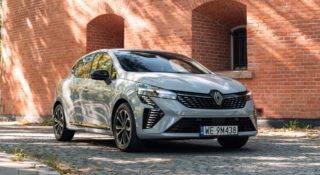 Renault Clio Hybrid 2023 test