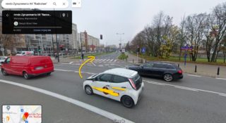 Jedziesz prawidłowo po rondzie, gdy nagle taranuje cię auto z lewej. Policja: to twoja wina