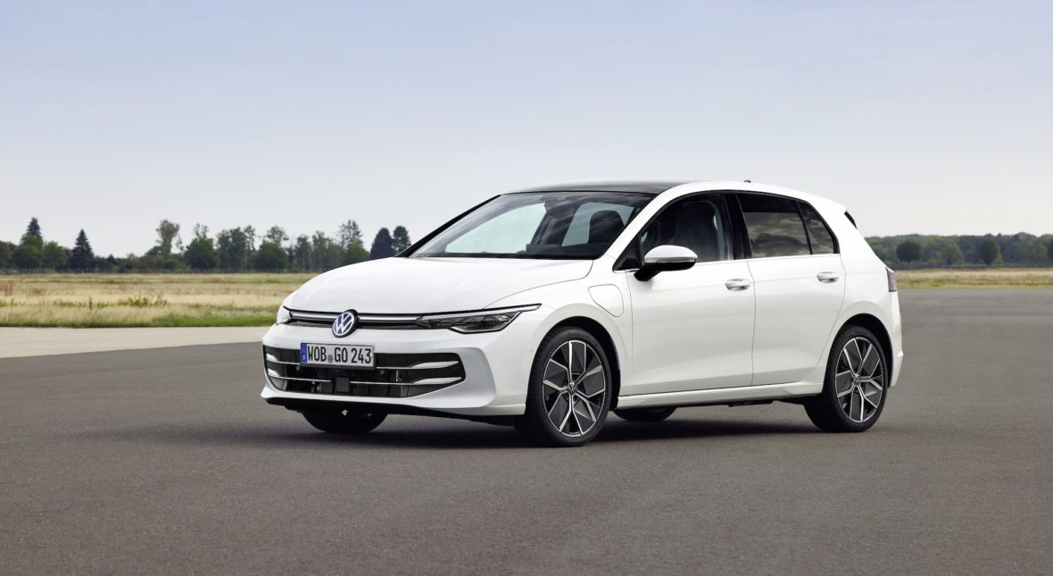 Nowy Volkswagen Golf wjeżdża do Polski. Jest cena i to z niespodzianką