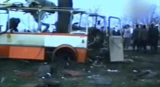Katastrofa autobusu PKS, 32 ofiary śmiertelne. Wstrząsający wypadek wciąż wzbudza emocje