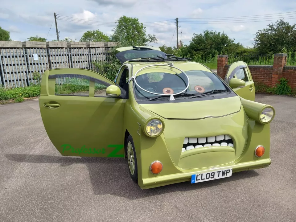 Toyota iQ Profesor Z