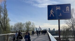 Pojechałem na nowy most nad Wisłą w Warszawie. To strefa zamieszkania