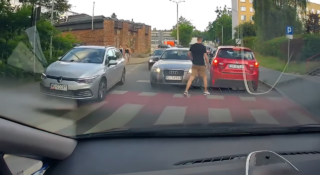 Jesteś szeryfem drogowym, ale mylą ci się znaki. Świat nie zna większego upokorzenia
