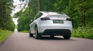 Tesla Model Y LR RWD