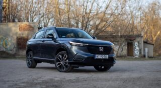 Nasze auta są mocniejsze o prawie 100 KM niż w 2000 r. Szybciej się wam w korku stoi?