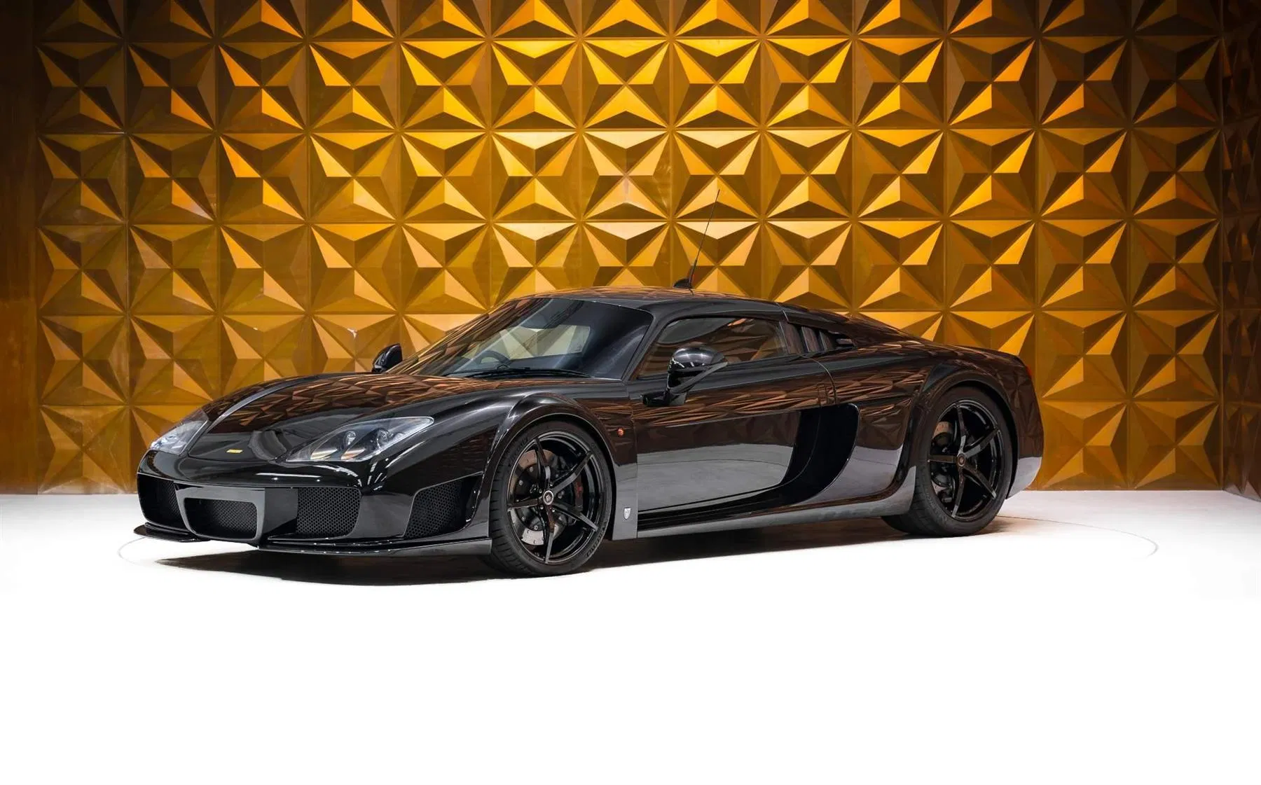 Noble M600