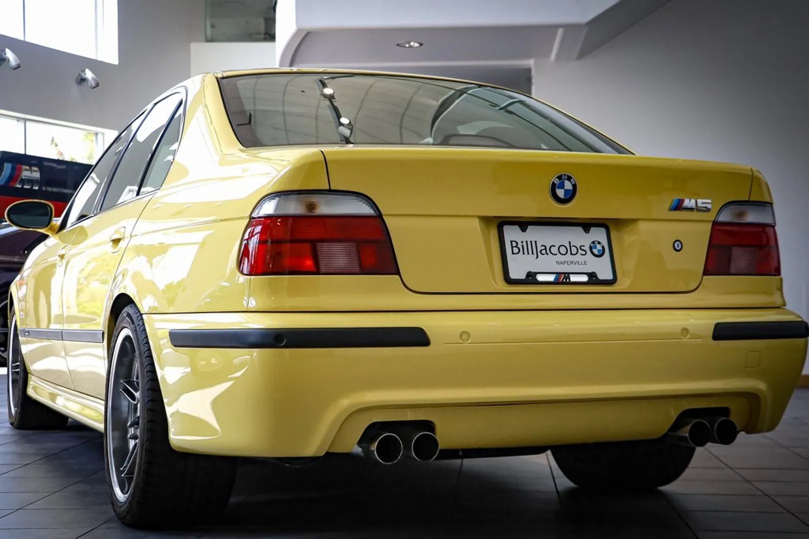 BMW E39 M5 