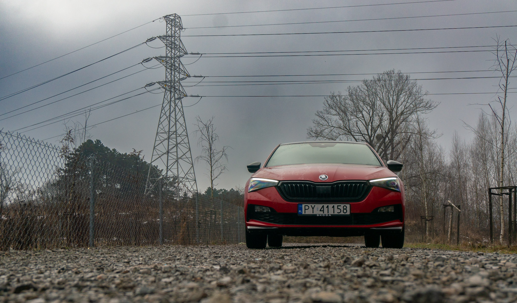 Skoda Scala Monte Carlo jest jak życie bogatych ludzi. Na prozę życia kładą kawior