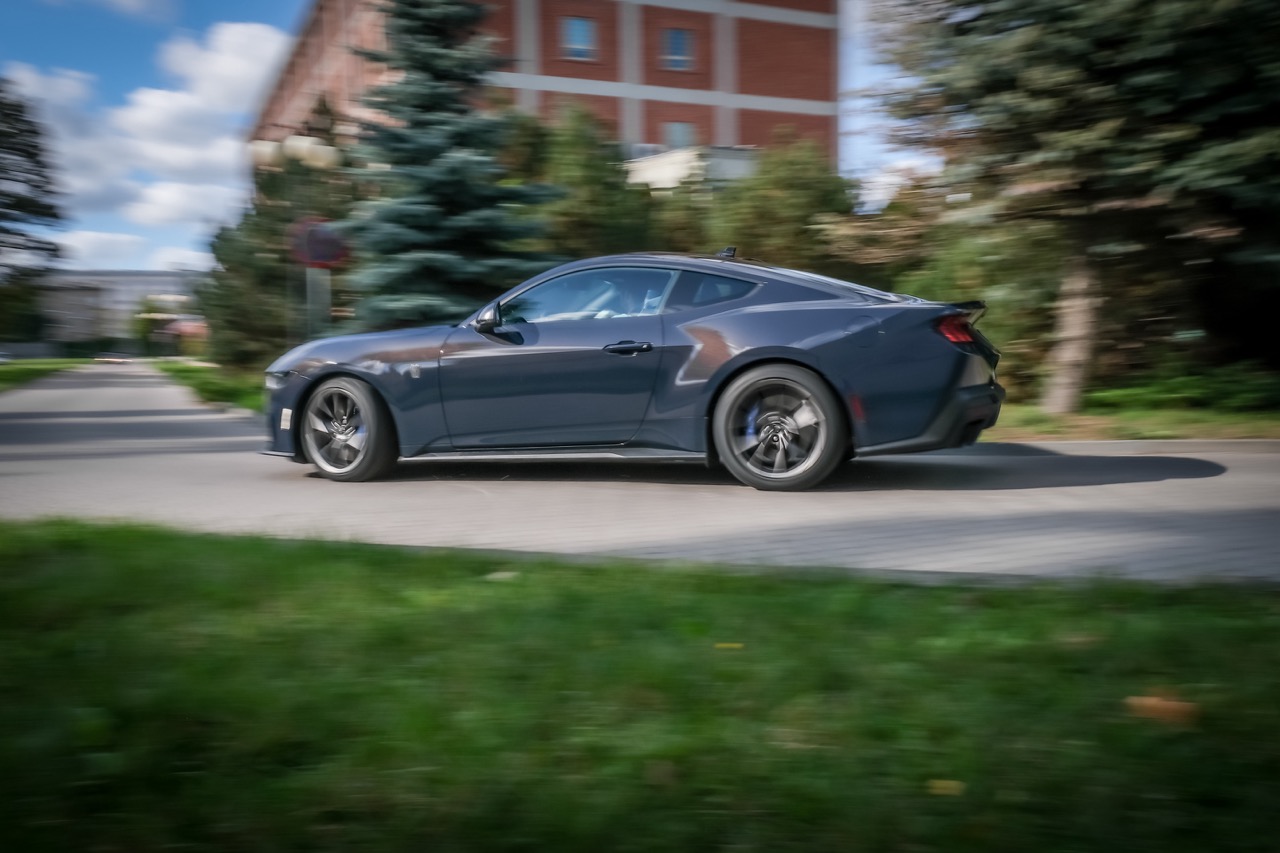 Ford Mustang Dark Horse