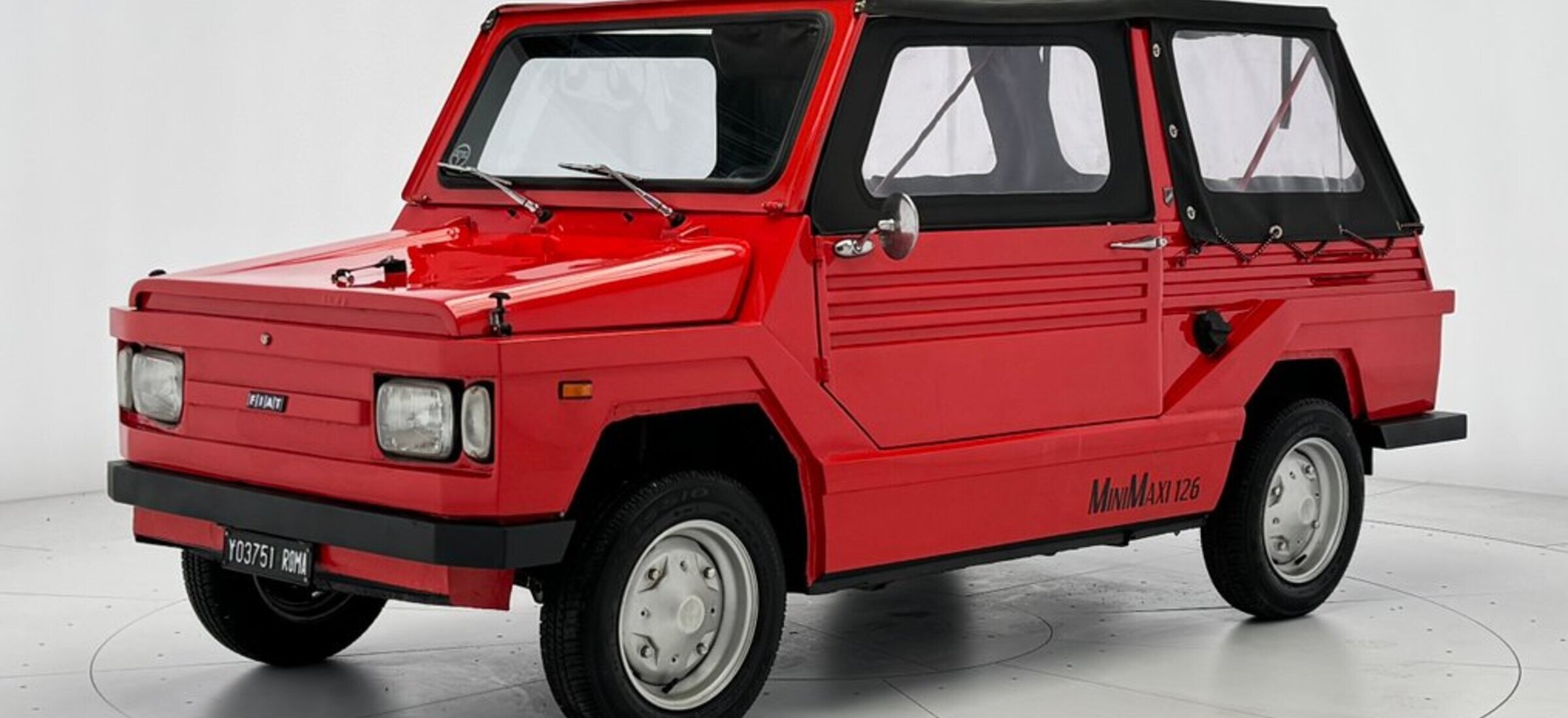 Ten Fiat 126 to oksymoron na kołach. Minimaxi to najfajniejsza przeróbka, której nie znacie