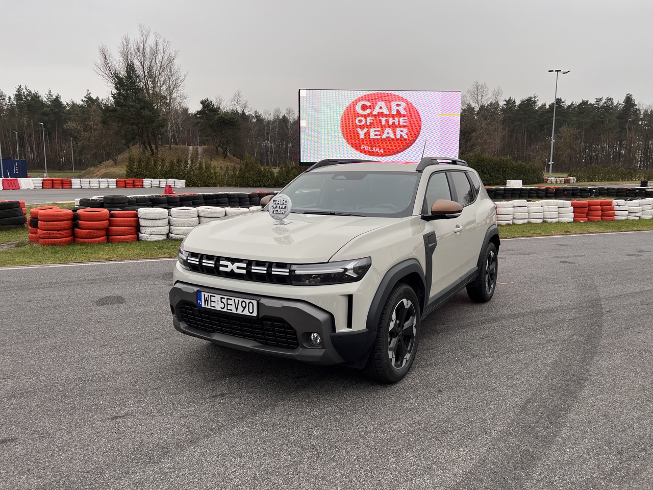 dacia duster car of the year polska