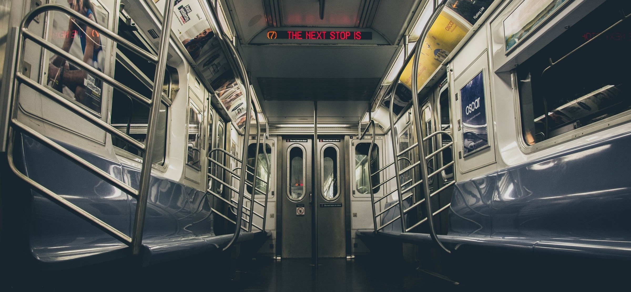 Metro hamuje, a pasażerowie nawet nie czują, że wspierają indywidualny transport