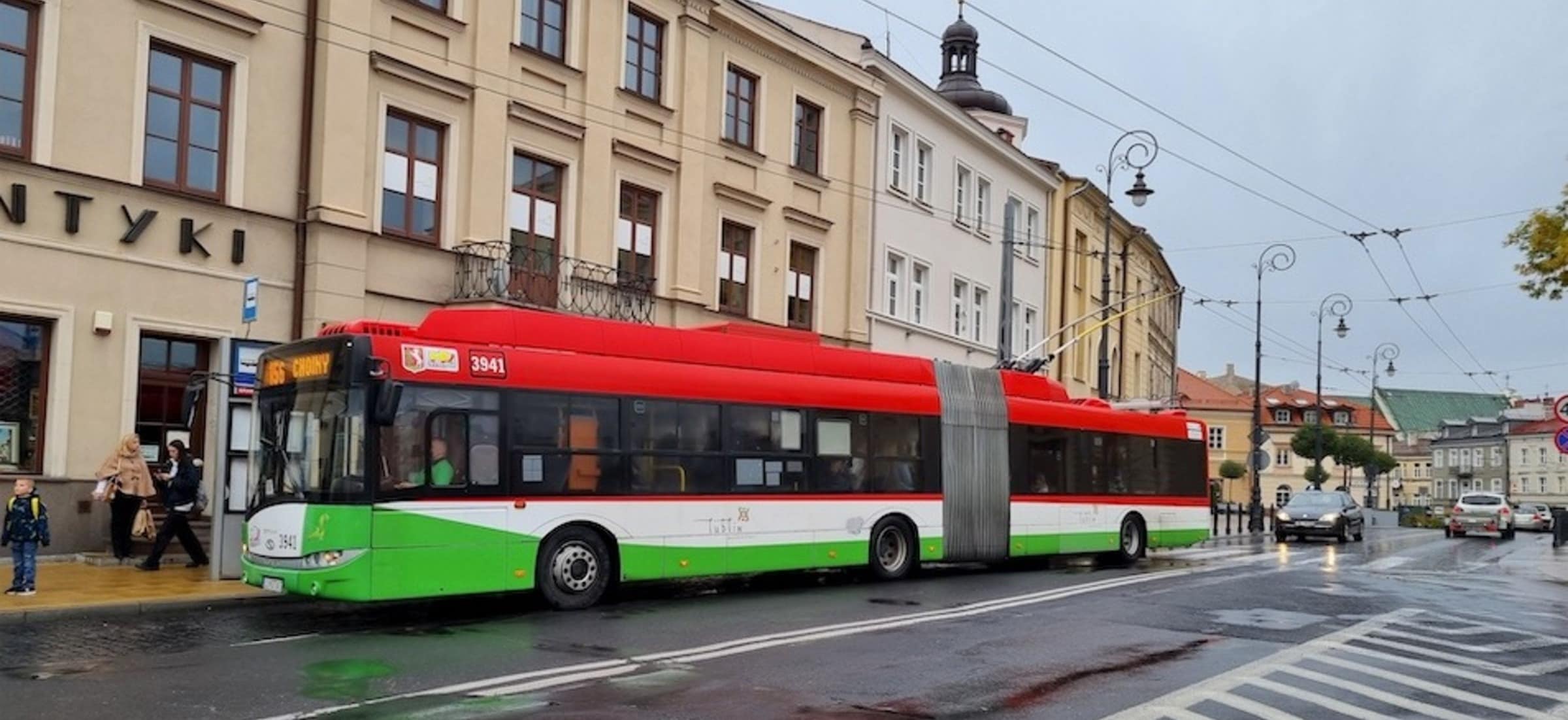 Kierowcy nie oszczędzali prądu i nie dostali pieniędzy. Co za doskonały pomysł