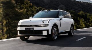 Lynk & Co 900