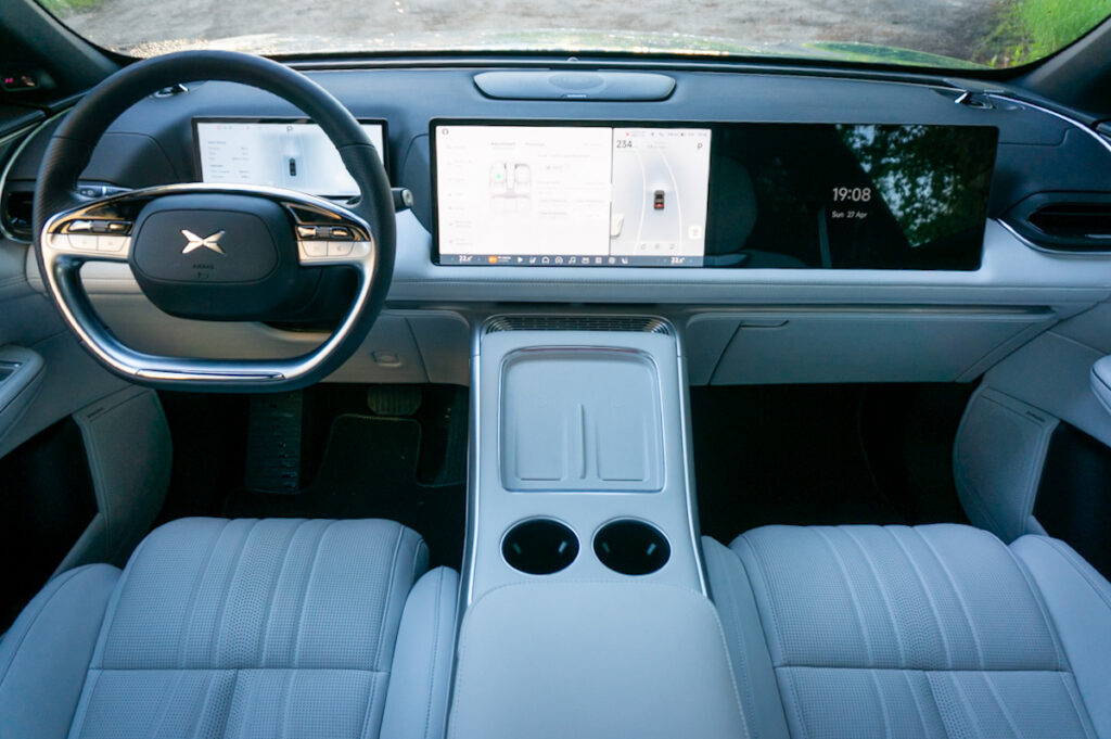 https://ocs-pl.oktawave.com/v1/AUTH_2887234e-384a-4873-8bc5-405211db13a2/autoblog/2025/04/xpeng-g9-long-range-24-1024x681.jpg