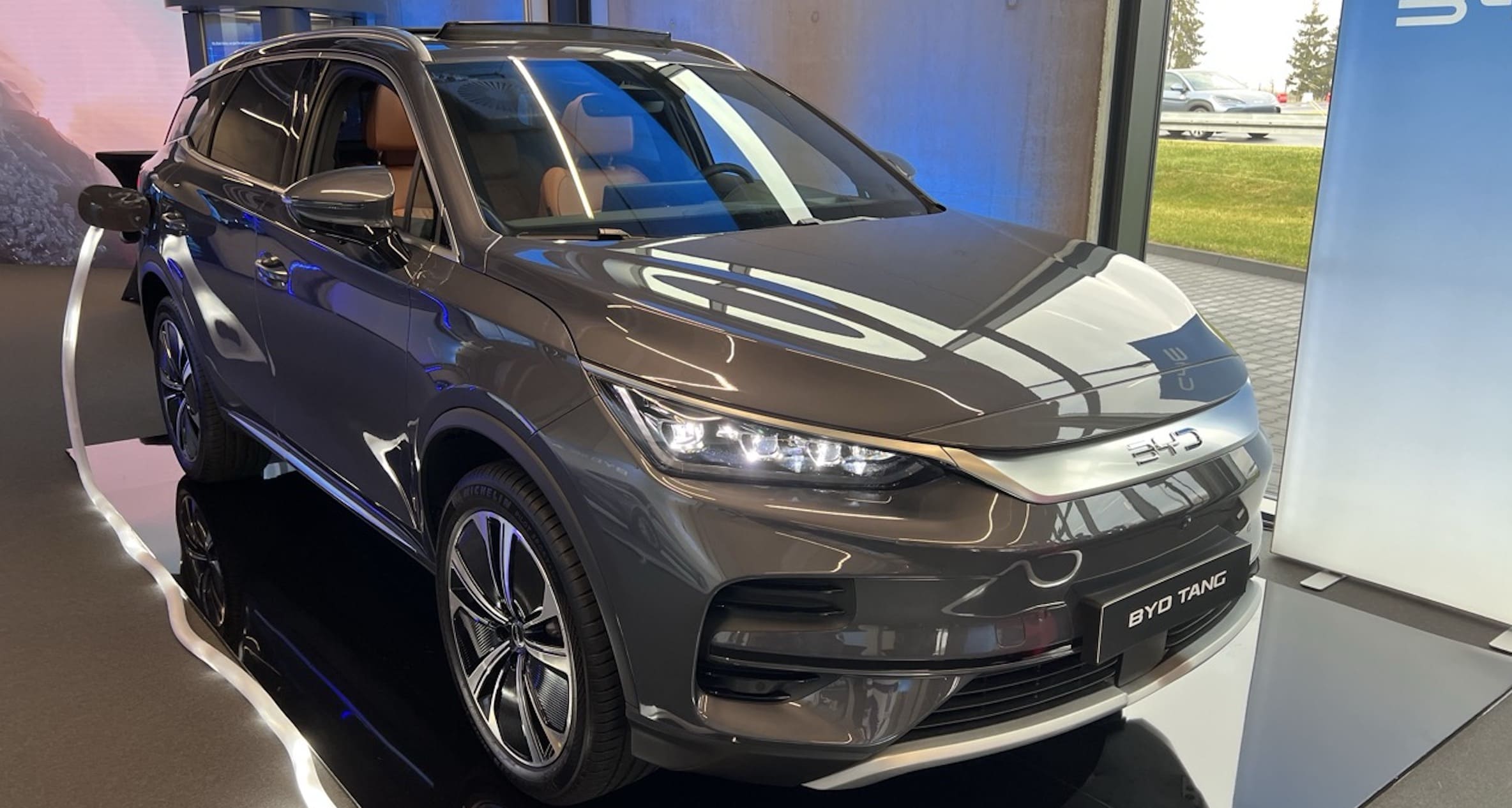BYD cover