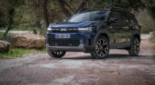 Nareszcie. W konfiguratorze Dacii w końcu pojawił się SUV, o jakim marzycie. Znamy jego ceny