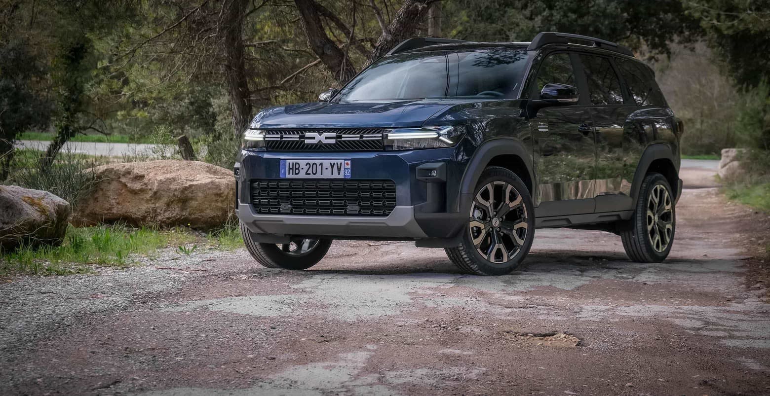Nareszcie. W konfiguratorze Dacii w końcu pojawił się SUV, o jakim marzycie. Znamy jego ceny
