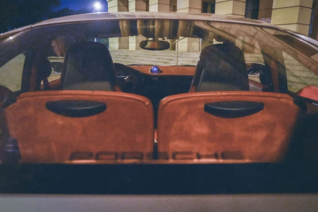 https://ocs-pl.oktawave.com/v1/AUTH_2887234e-384a-4873-8bc5-405211db13a2/autoblog/2025/05/Porsche-911-Turbo-997_13-1024x683.jpg