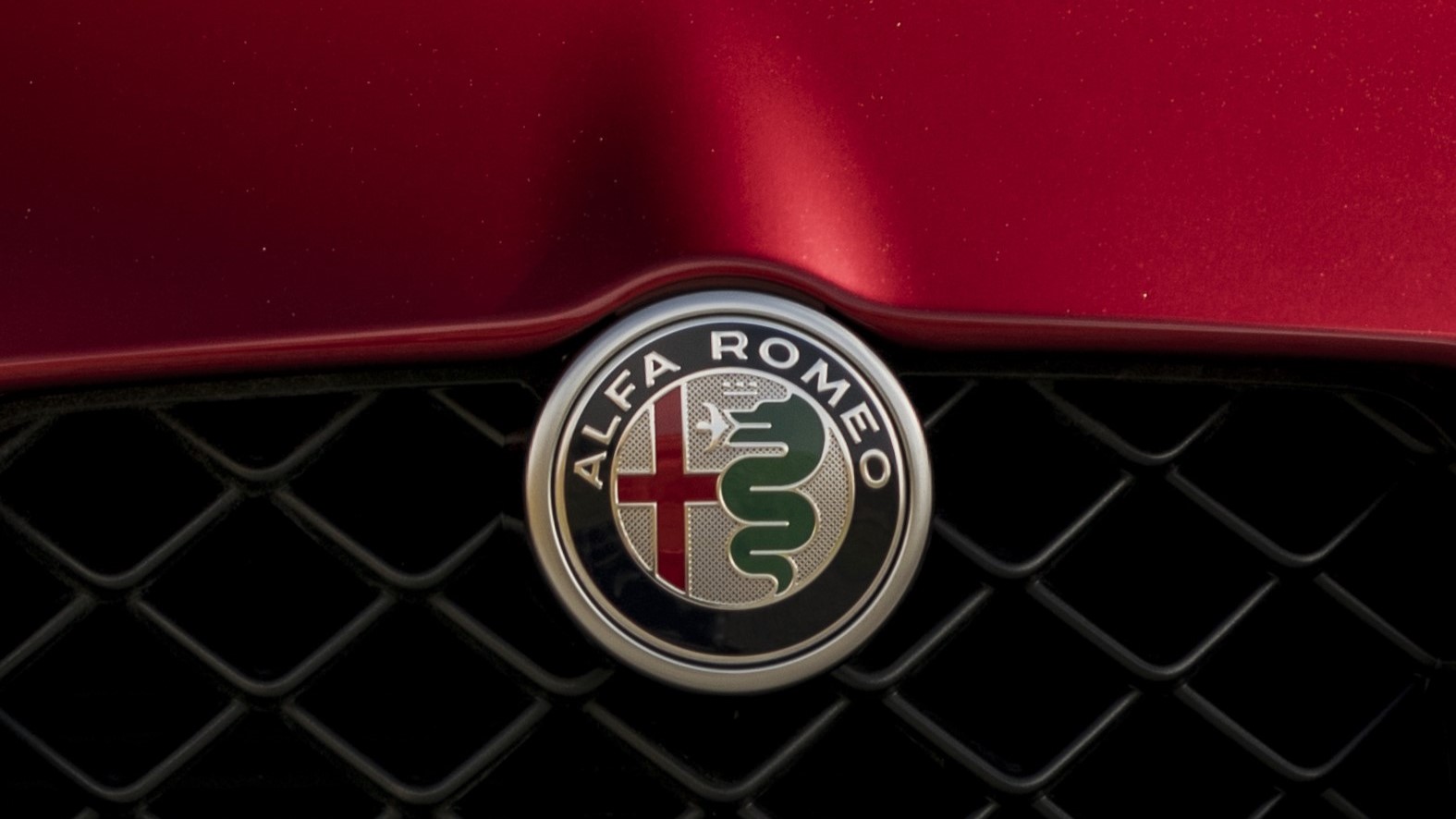 Pocięli całkiem ładne Alfa Romeo i zrobili z niego „unikat jedyny taki”