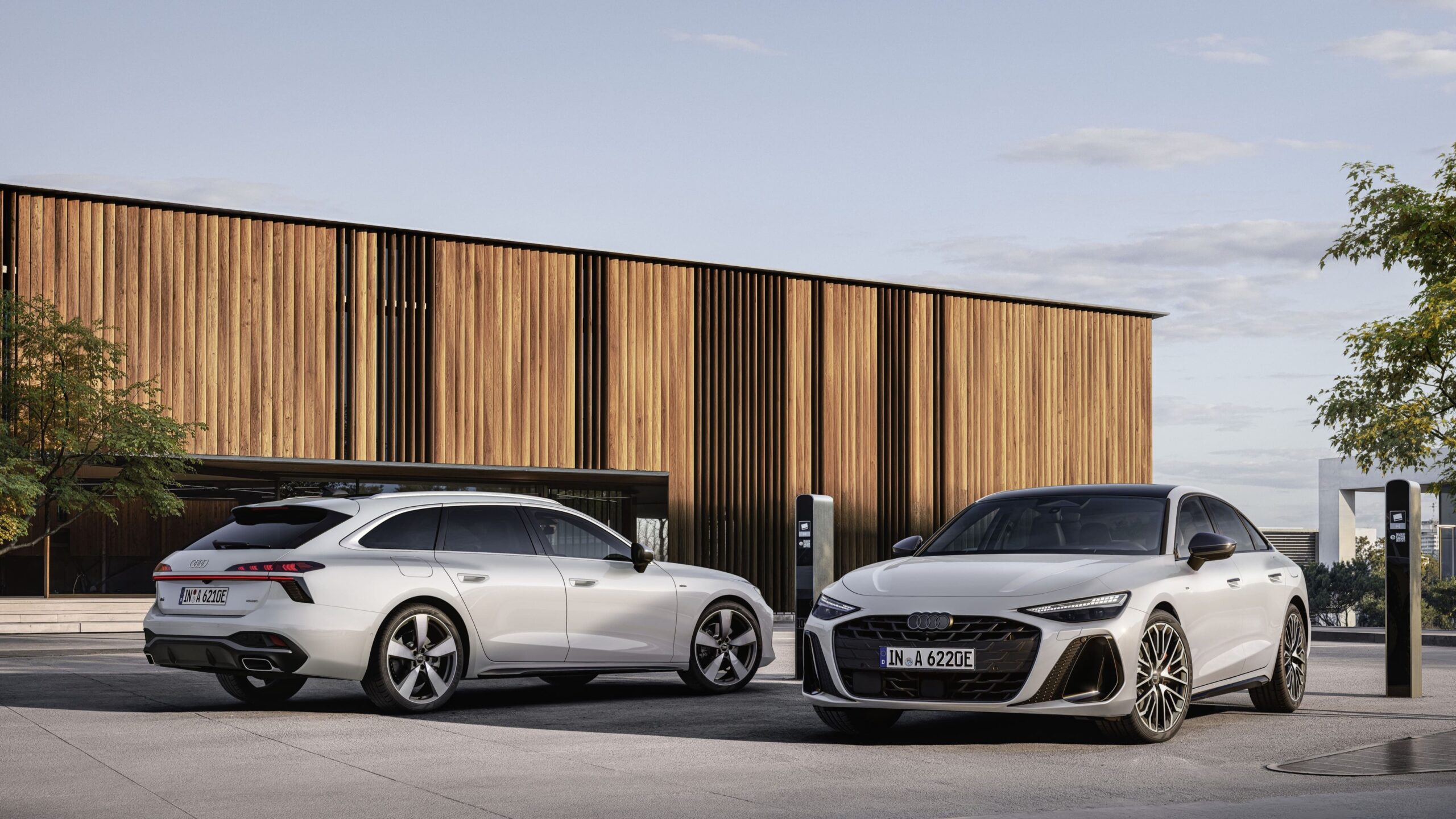 Audi A6 z nowym napędem. Rozpoznasz je po klapce