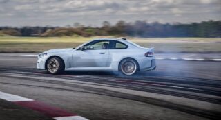 Oto nowe BMW M2 CS. 530 KM, 520 tysięcy złotych i kaczy kuper gratis