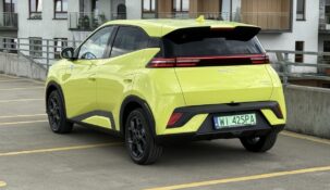 BYD Dolphin Surf