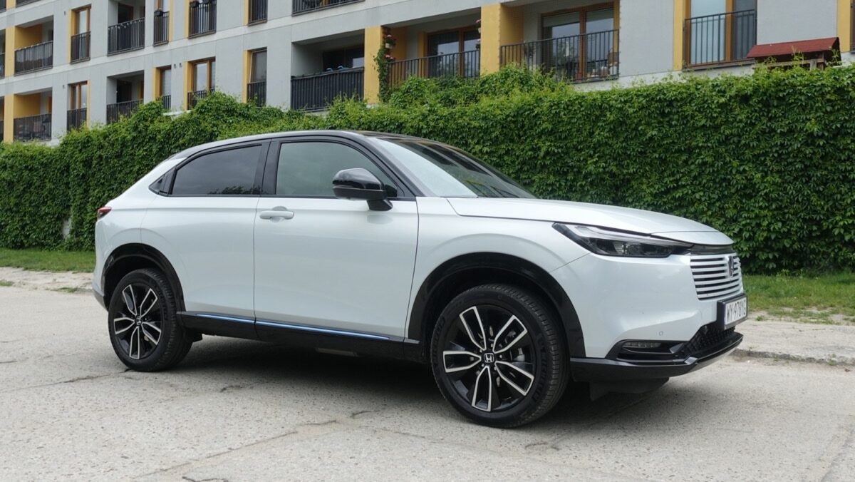 Przestańcie patrzeć na auta z Chin, skoro jest Honda HR-V. Test wersji po mikroliftingu