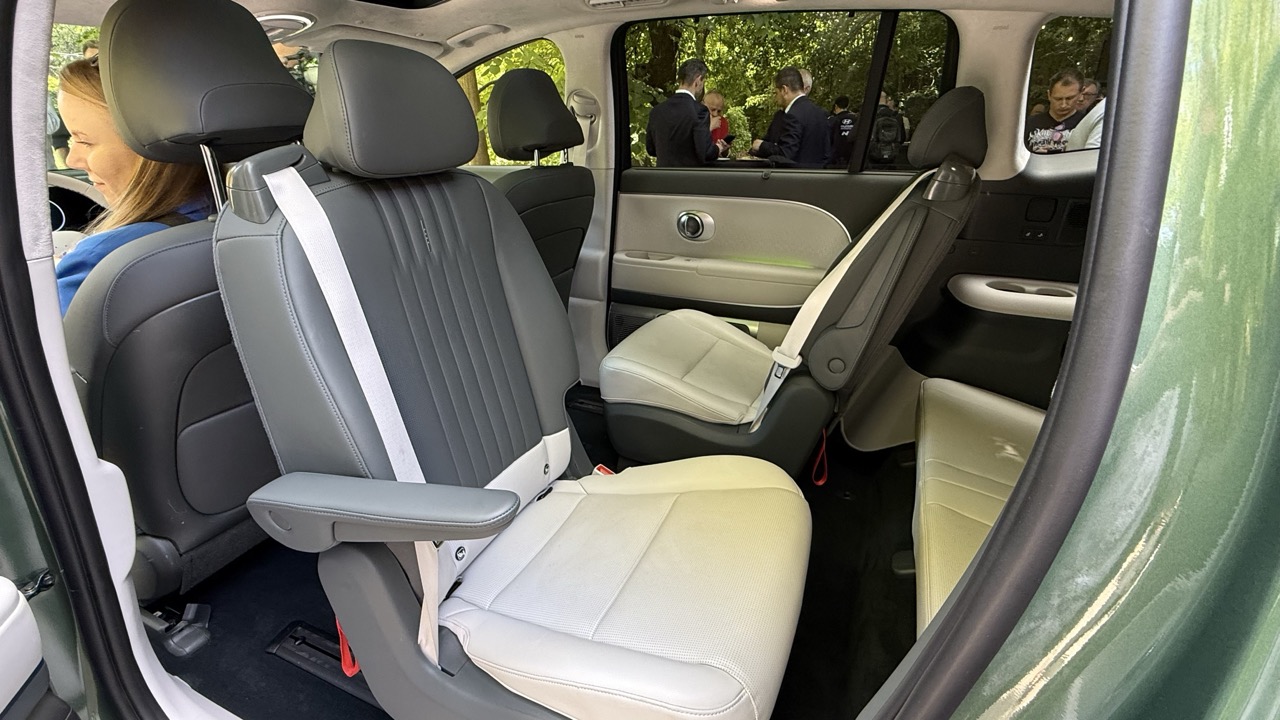 hyundai ioniq 9