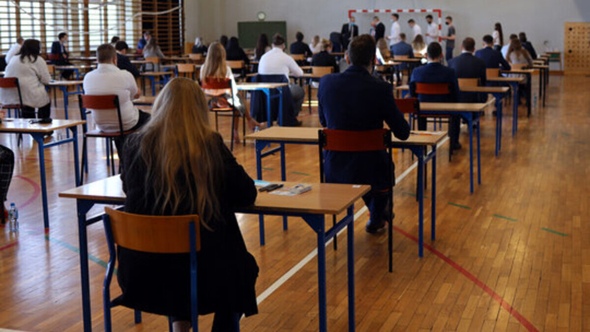 Lepiej wcześniej wyjedź na maturę. Ostatnie Pokolenie wysłało komunikat