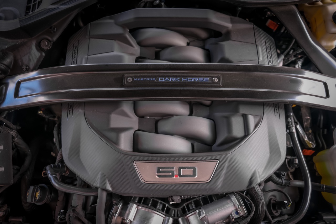 V8