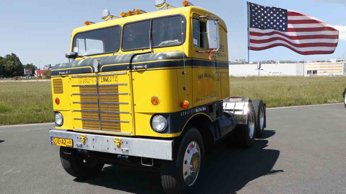 Pyliśmy na American Cars Mania 2025. Nigdy w życiu nie słyszałem tylu V8 jednego dnia