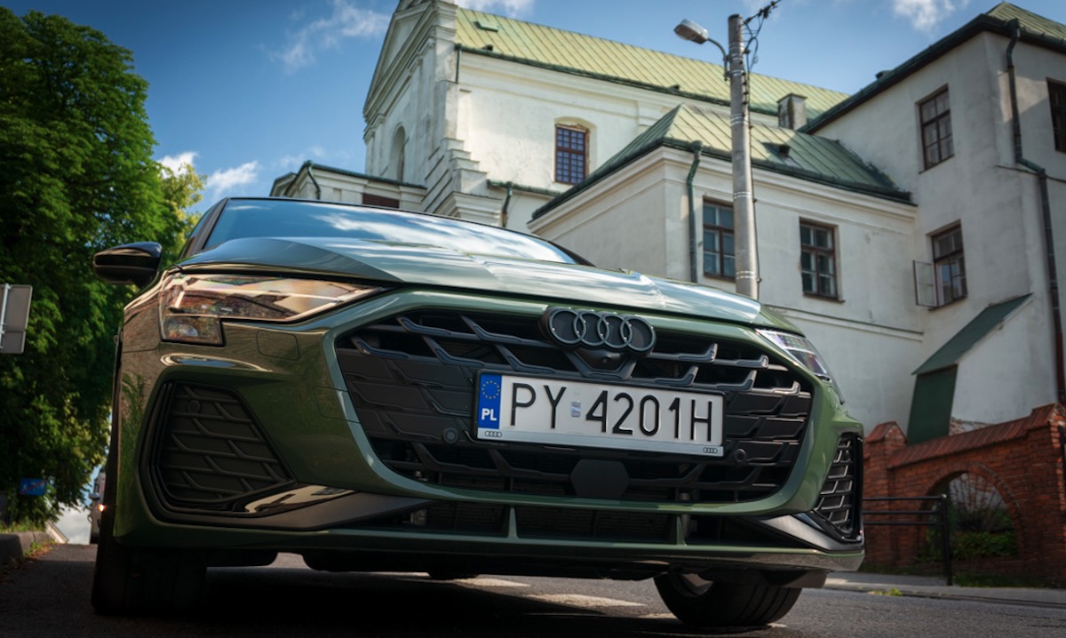 Jeździłem Audi A3, które pakiet S line ma w standardzie. Wyróżnia je 40 kW mocy
