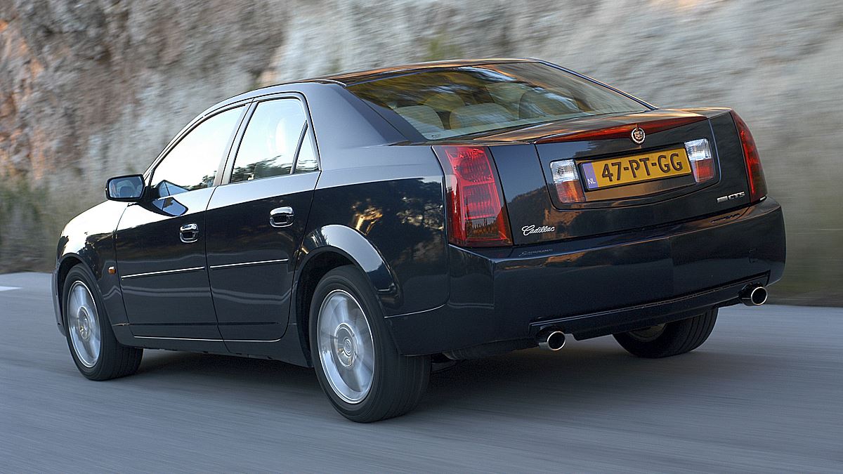 Cadillac CTS cena