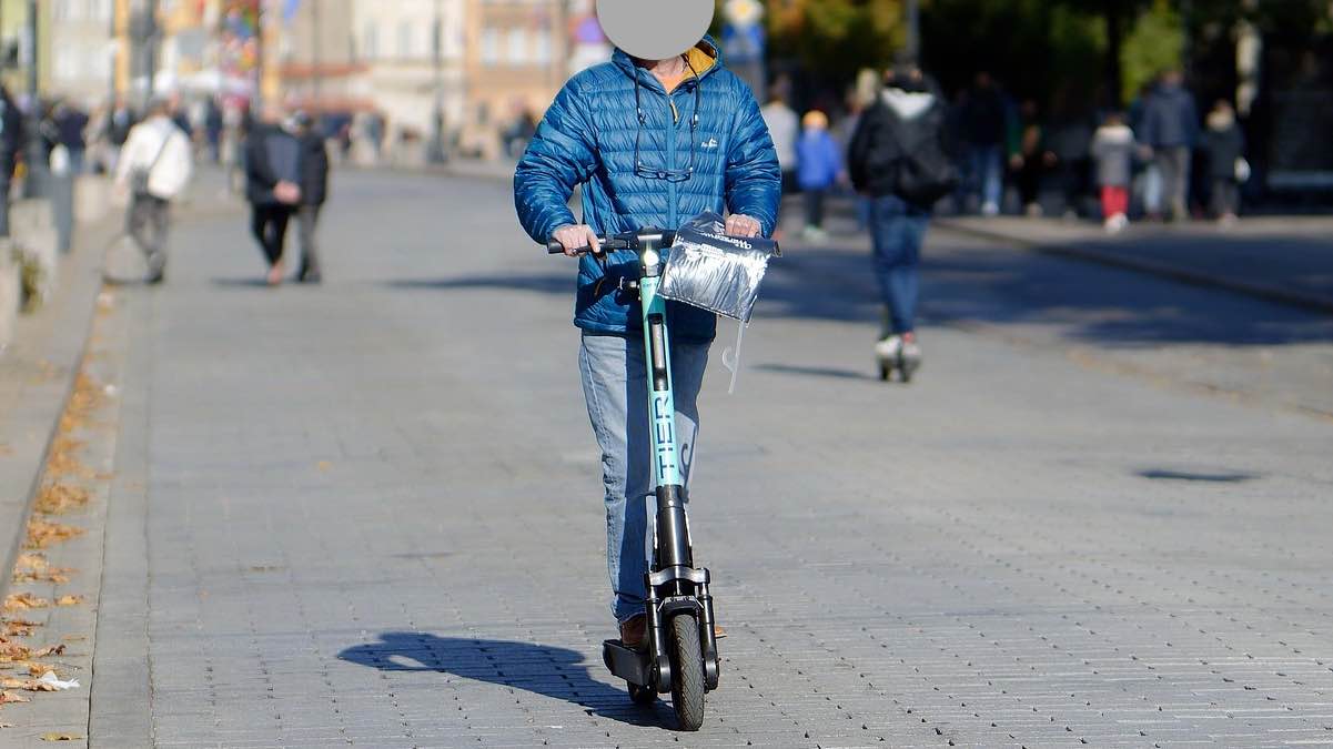 Policja kupi hamownię dla rowerów i hulajnóg. Sprawa jest traktowana priorytetowo, więc możecie już się bać