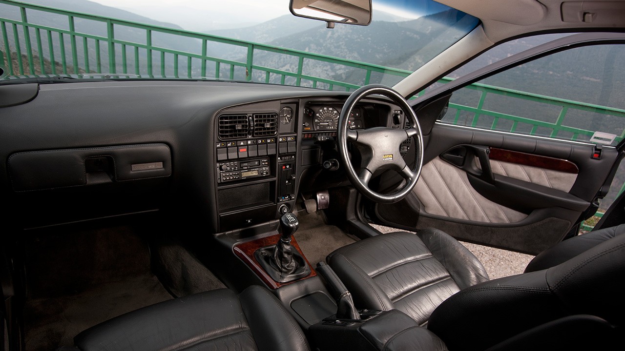 Używany Opel Omega za 400 tys. zł. To powinno wam wystarczyć